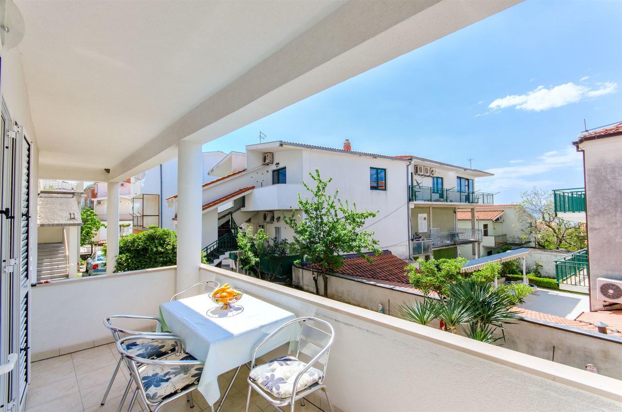 Apartments Mateo Baška Voda Zewnętrze zdjęcie