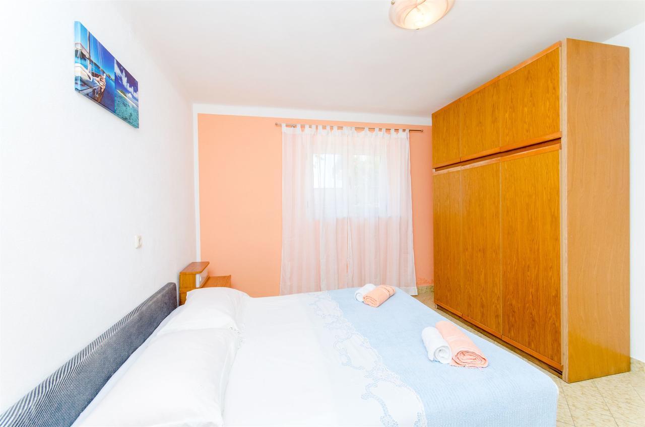 Apartments Mateo Baška Voda Zewnętrze zdjęcie