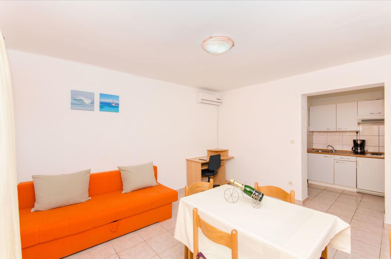 Apartments Mateo Baška Voda Zewnętrze zdjęcie