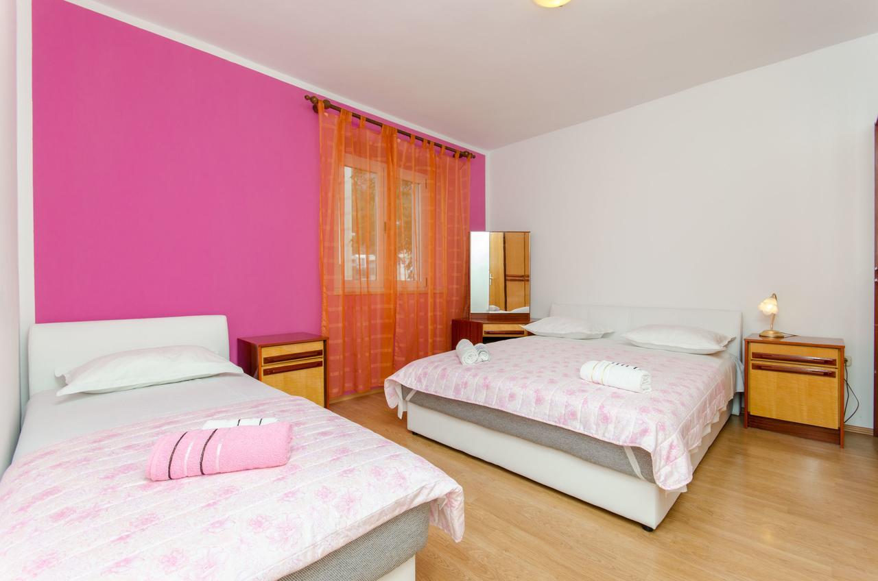 Apartments Mateo Baška Voda Zewnętrze zdjęcie