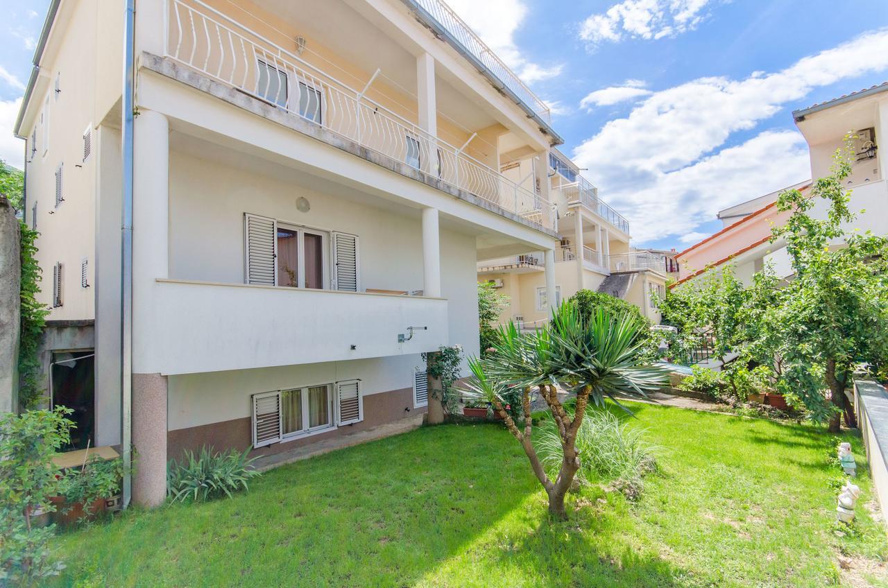 Apartments Mateo Baška Voda Zewnętrze zdjęcie
